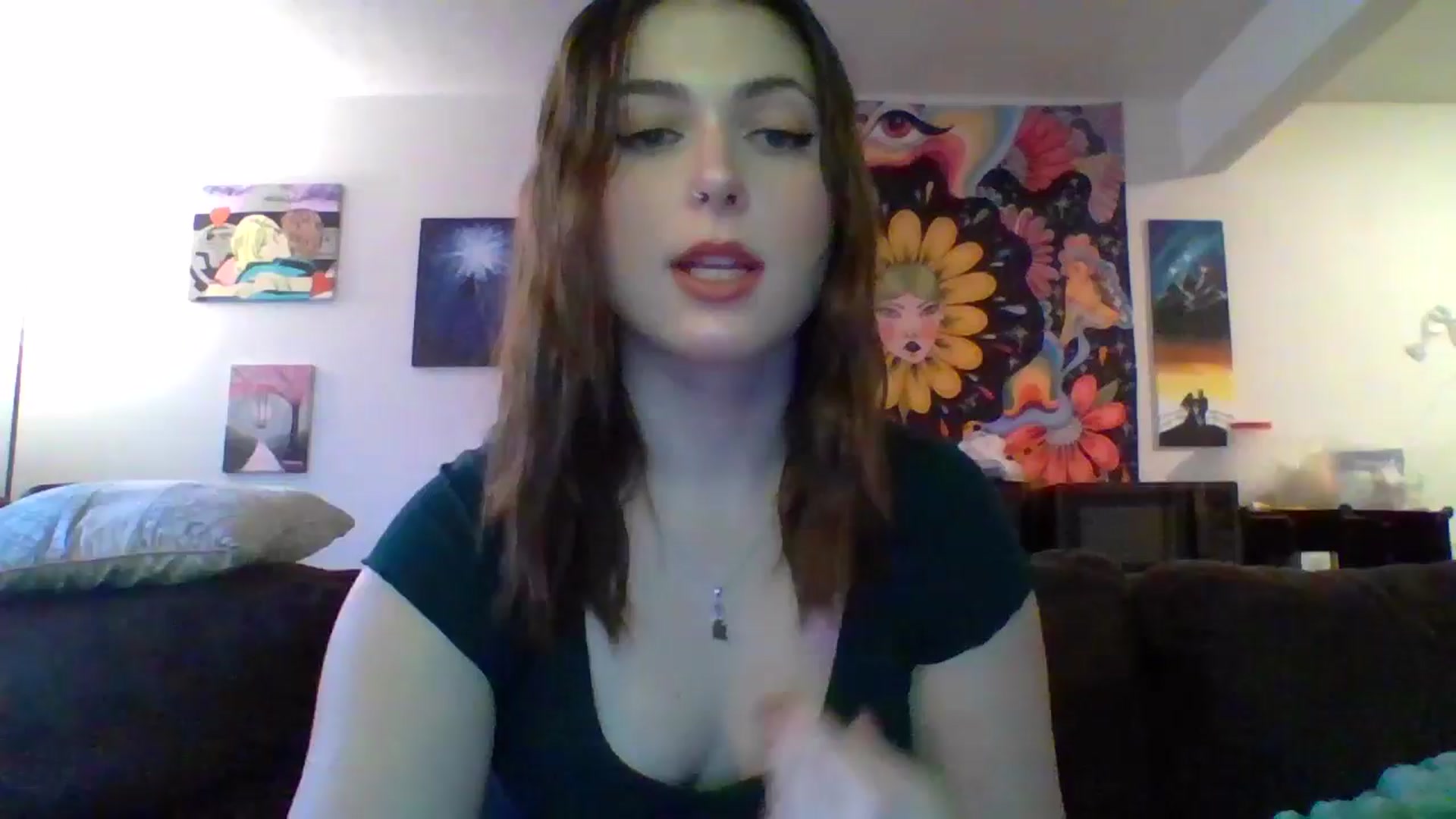 Gallery image thumbnail from AuroraLightz's myfreecams stream on, 01/04/2025, 19:57 image 2 of 20