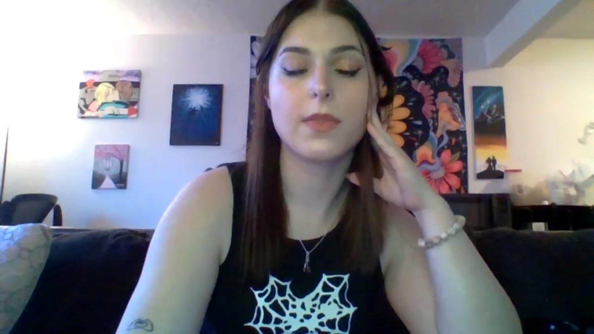 Gallery image thumbnail from AuroraLightz's myfreecams stream on, 01/14/2025, 19:35 image 16 of 20
