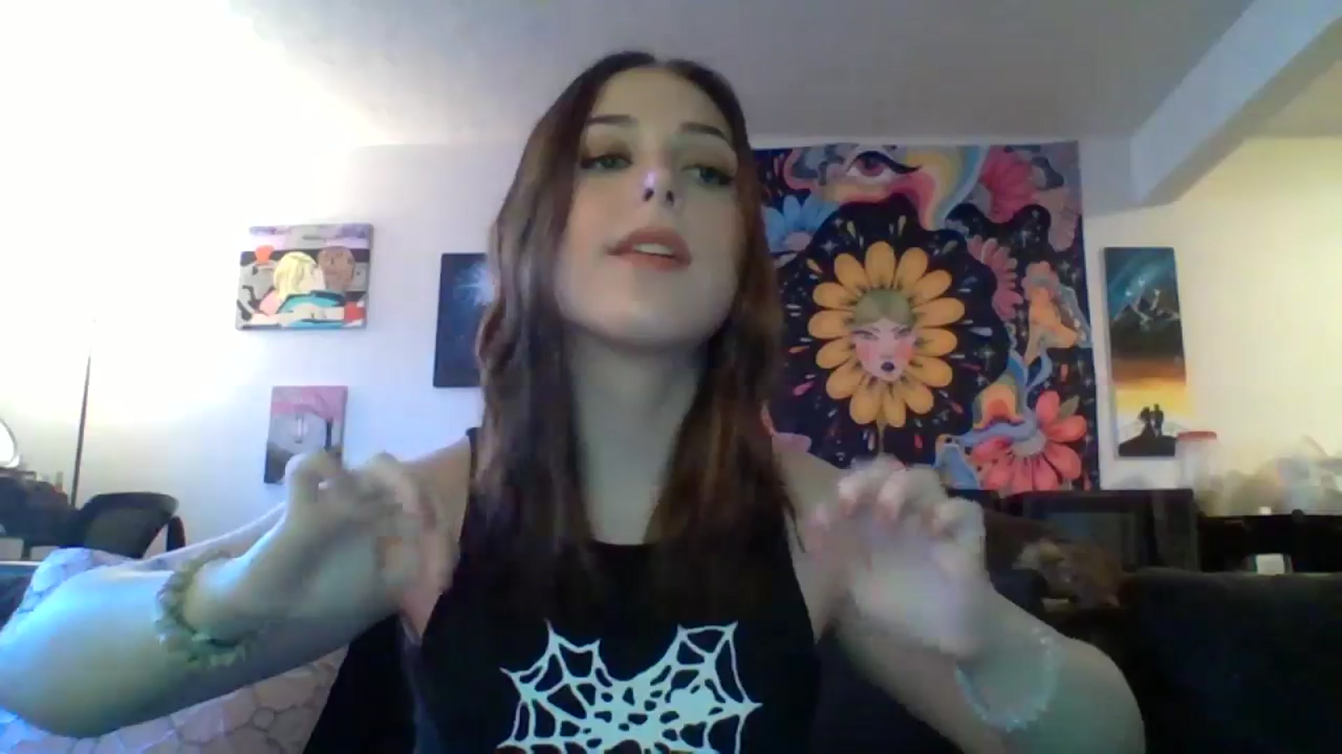 Gallery image thumbnail from AuroraLightz's myfreecams stream on, 01/15/2025, 20:41 image 10 of 20