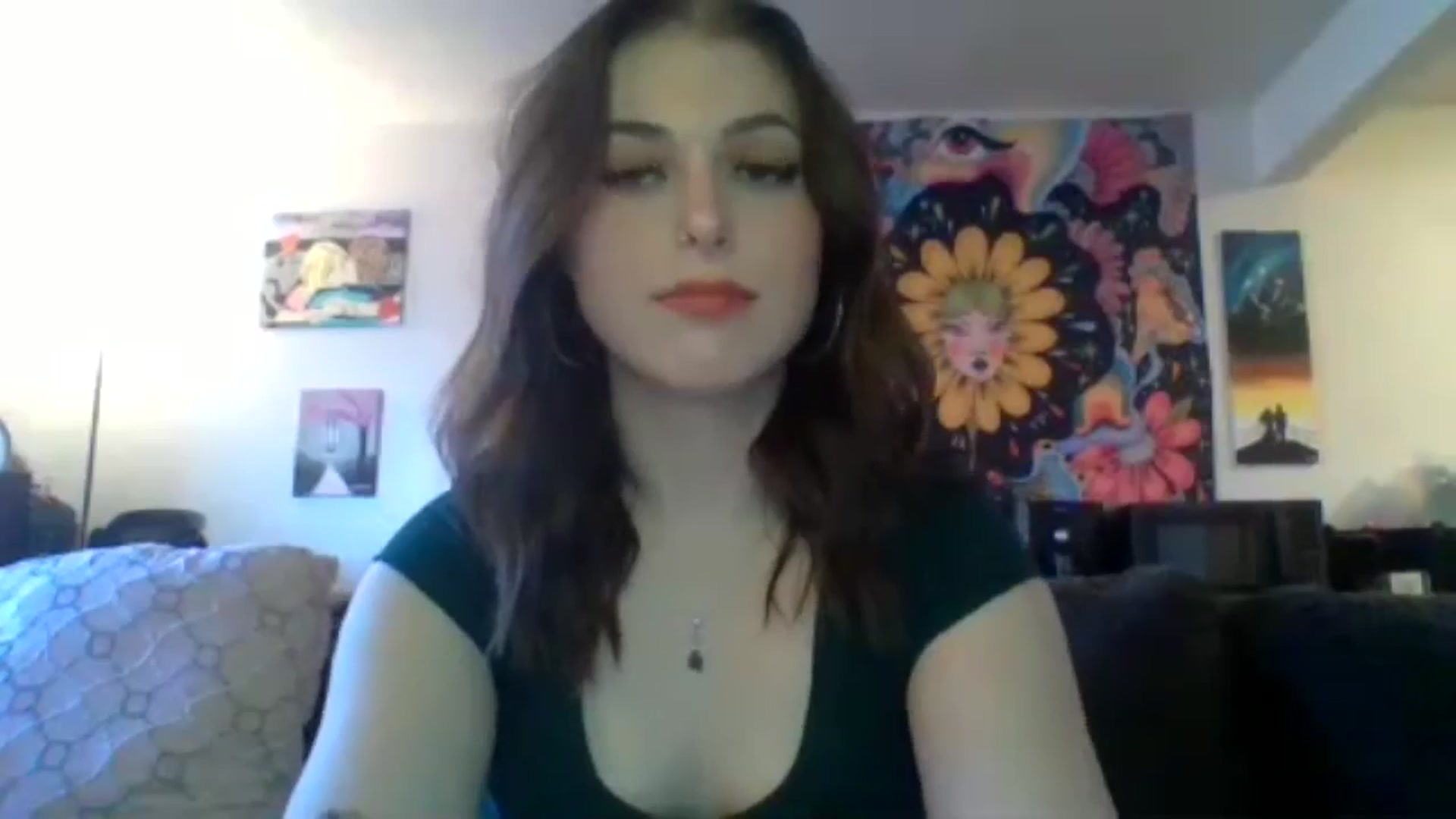 Gallery image thumbnail from AuroraLightz's myfreecams stream on, 01/31/2025, 17:52 image 18 of 20