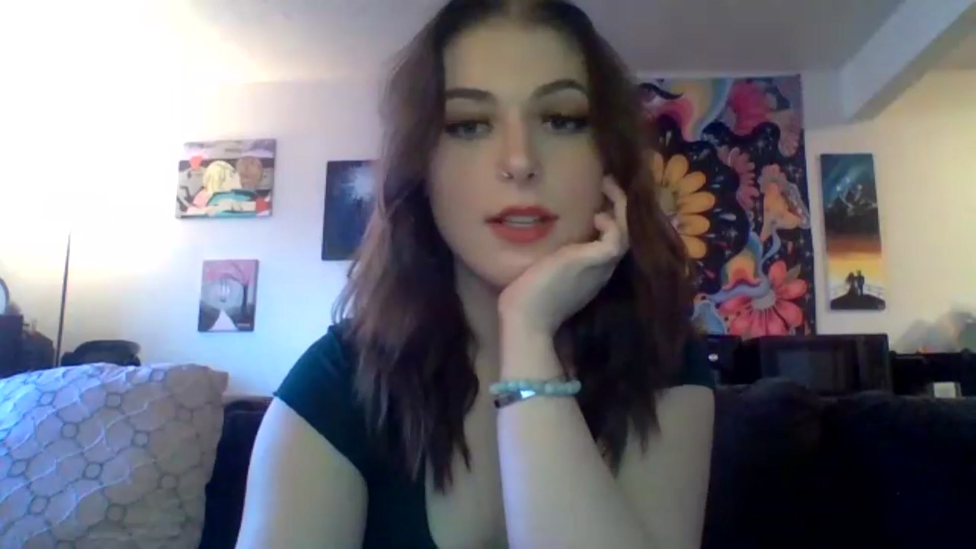 Gallery image thumbnail from AuroraLightz's myfreecams stream on, 01/31/2025, 17:52 image 13 of 20