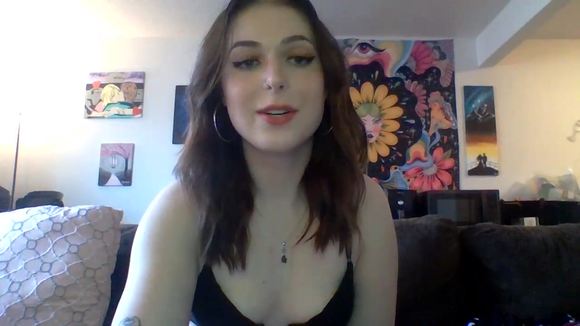 Gallery image thumbnail from AuroraLightz's myfreecams stream on, 01/31/2025, 19:47 image 15 of 20