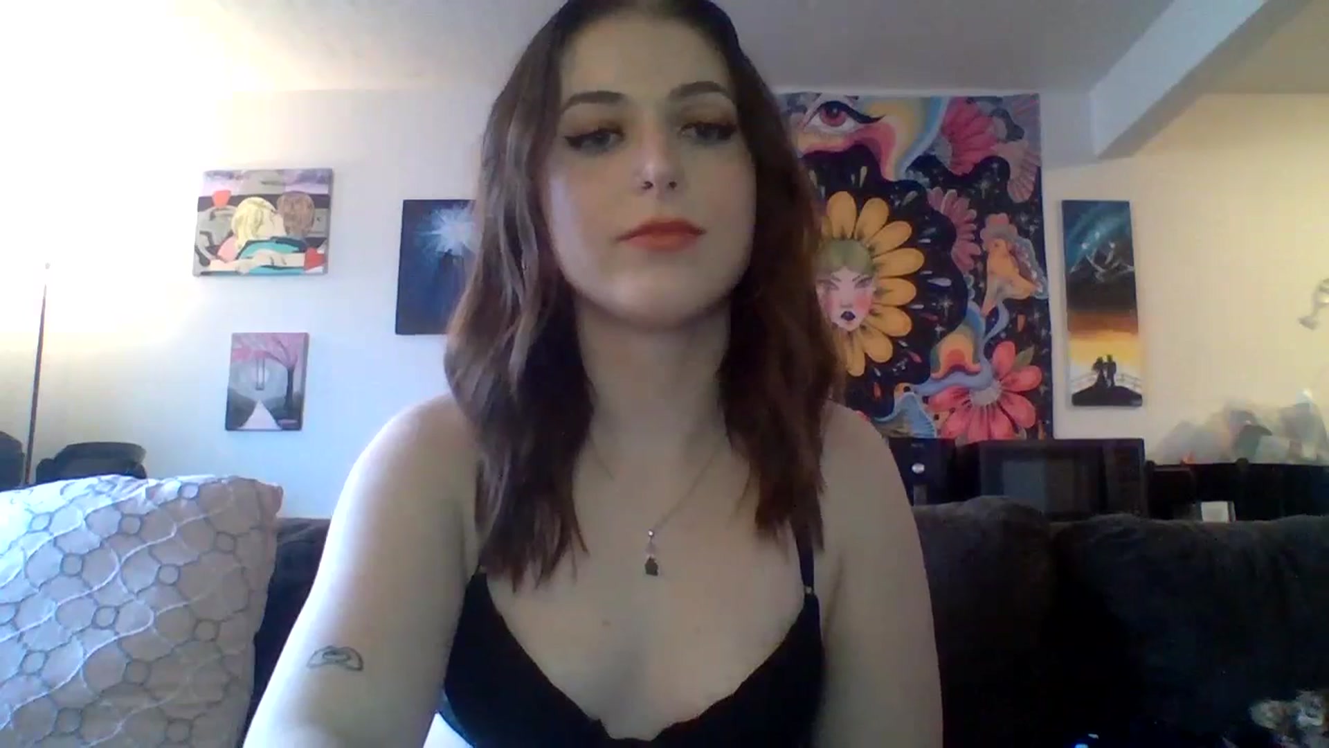 Gallery image thumbnail from AuroraLightz's myfreecams stream on, 01/31/2025, 19:47 image 20 of 20