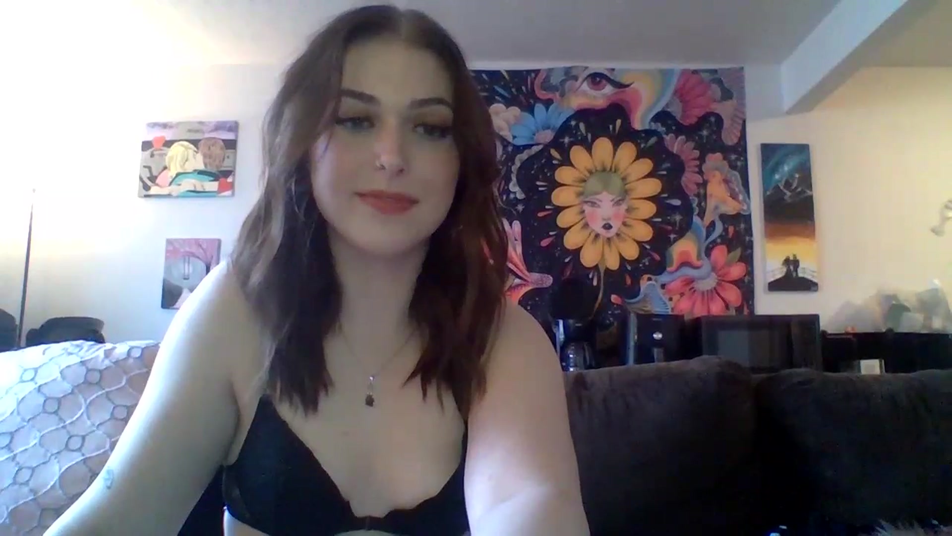 Gallery image thumbnail from AuroraLightz's myfreecams stream on, 01/31/2025, 19:47 image 17 of 20