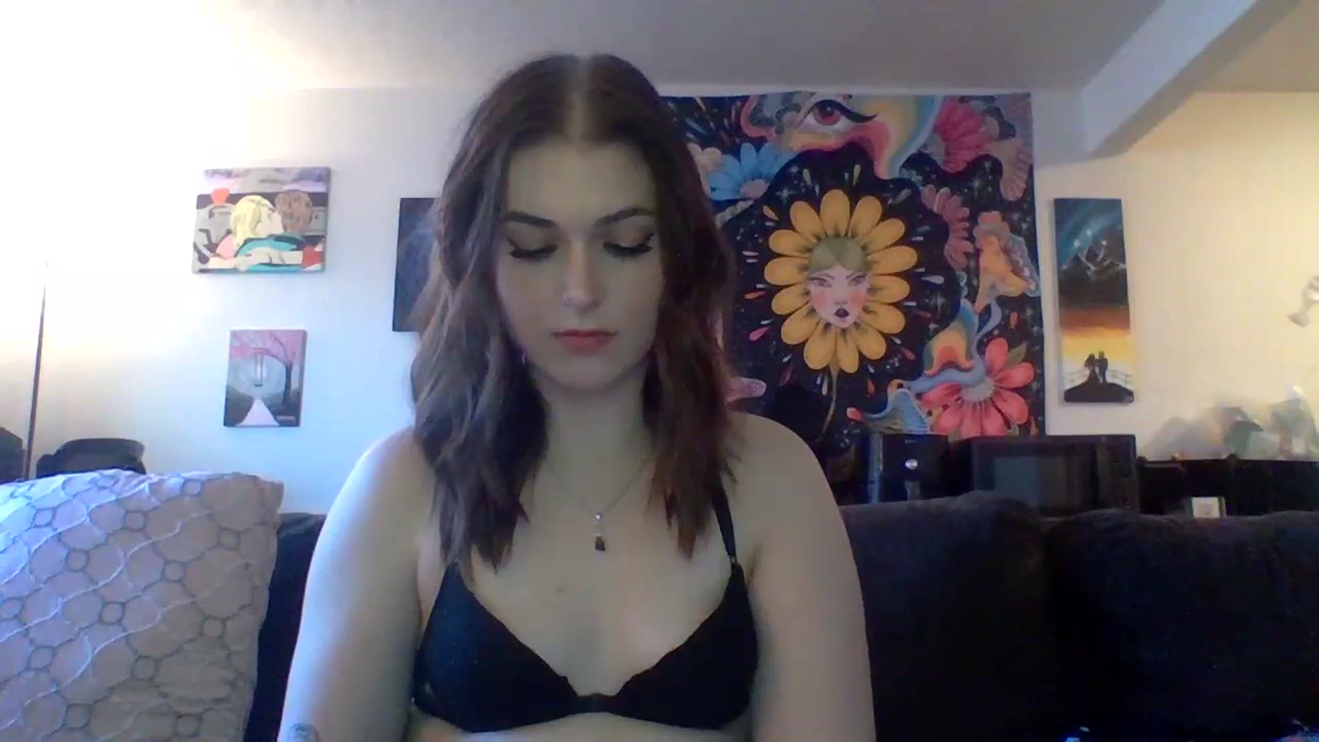 Gallery image thumbnail from AuroraLightz's myfreecams stream on, 01/31/2025, 20:24 image 16 of 20