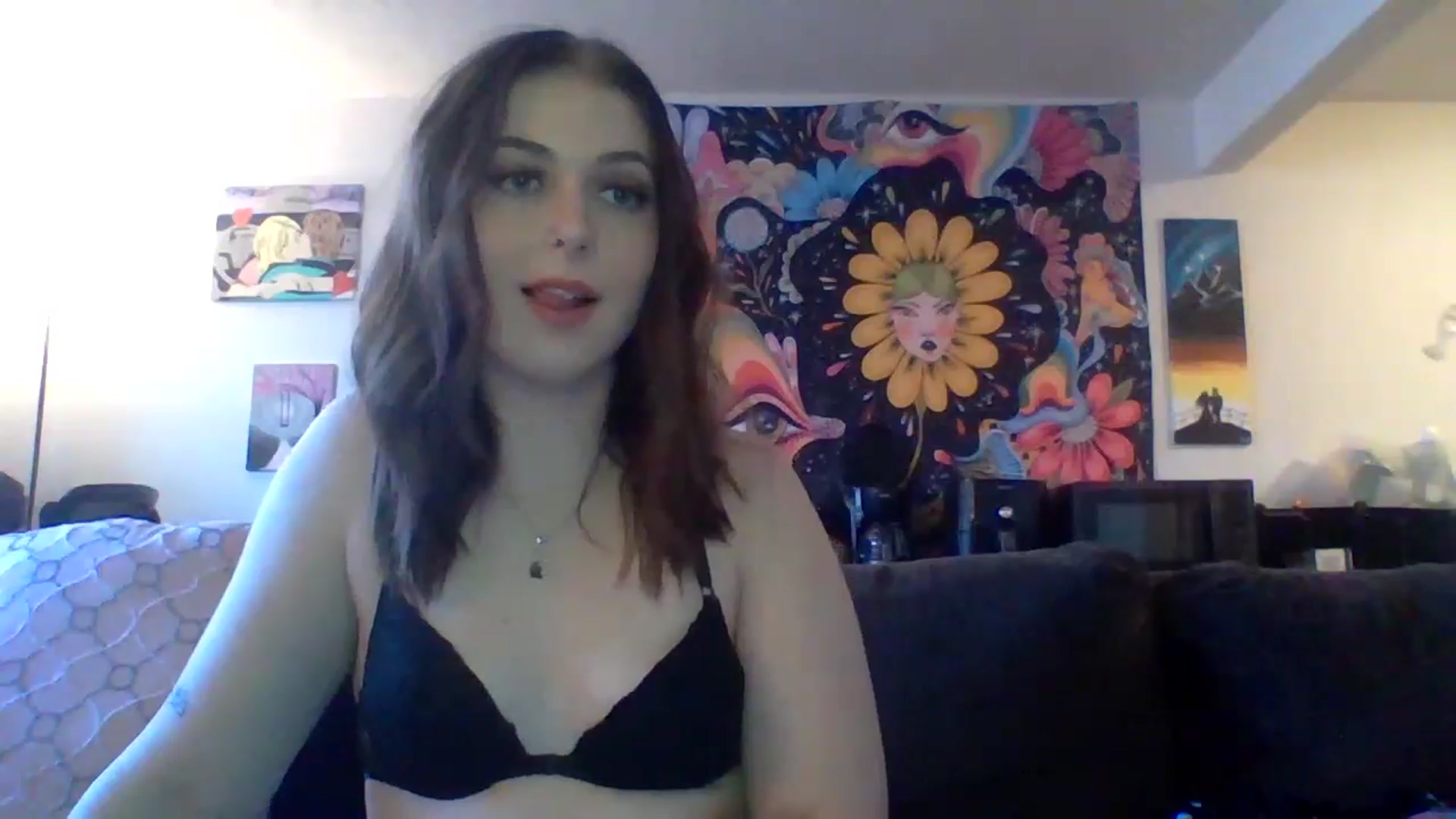 Gallery image thumbnail from AuroraLightz's myfreecams stream on, 01/31/2025, 20:24 image 7 of 20
