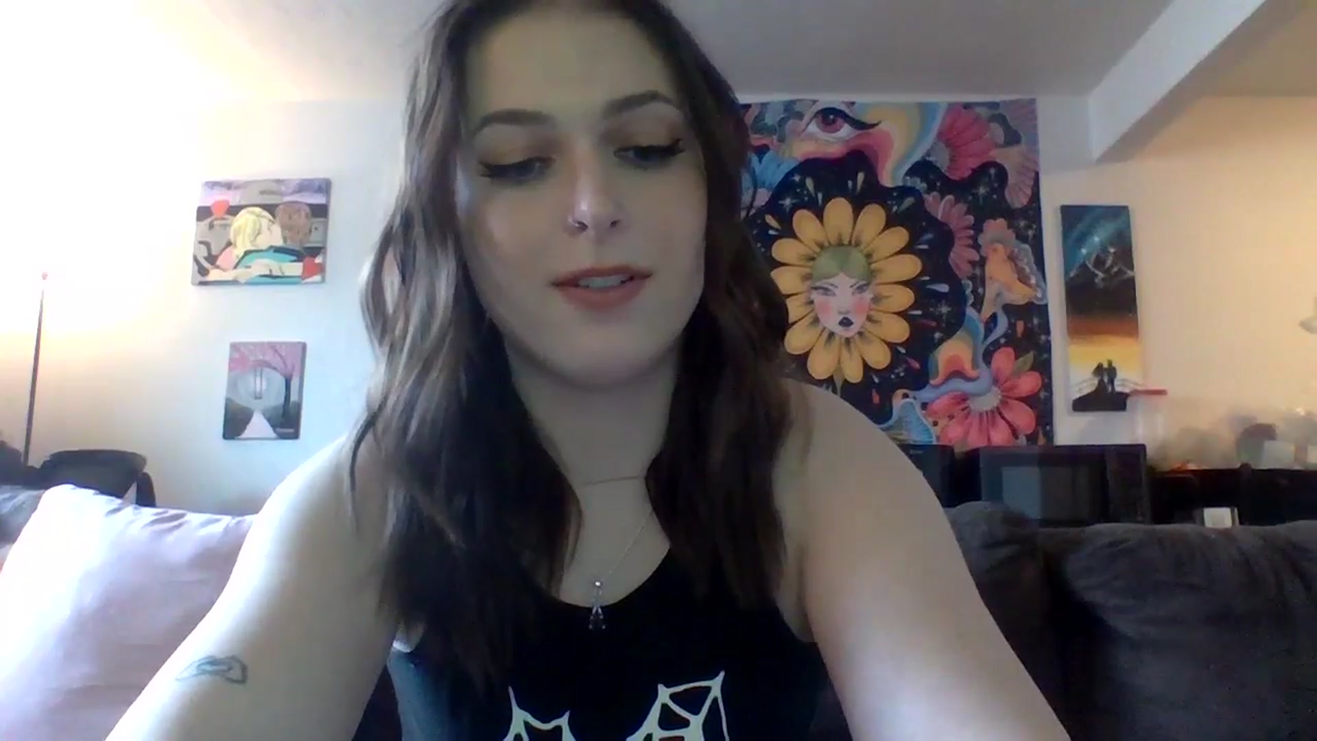 Gallery image thumbnail from AuroraLightz's myfreecams stream on, 02/04/2025, 21:21 image 15 of 20