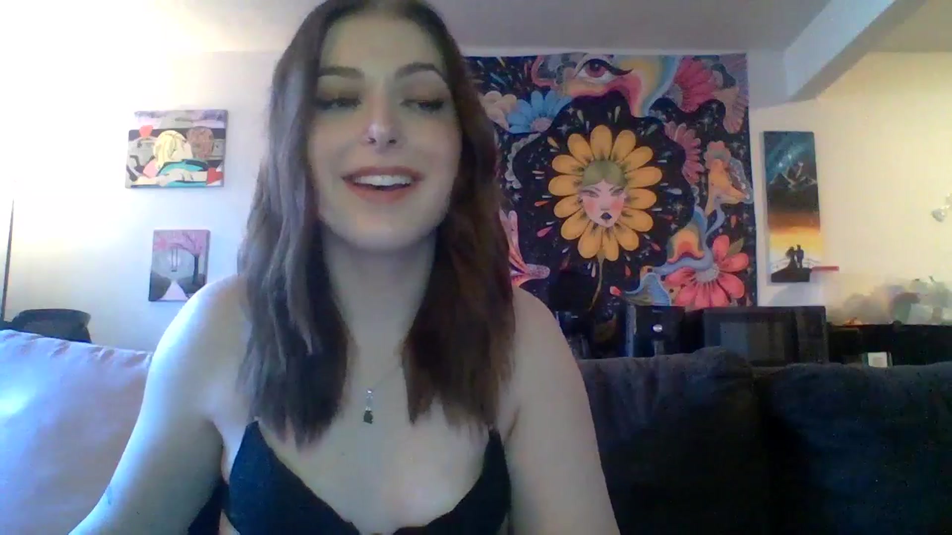 Gallery image thumbnail from AuroraLightz's myfreecams stream on, 02/05/2025, 21:00 image 18 of 20