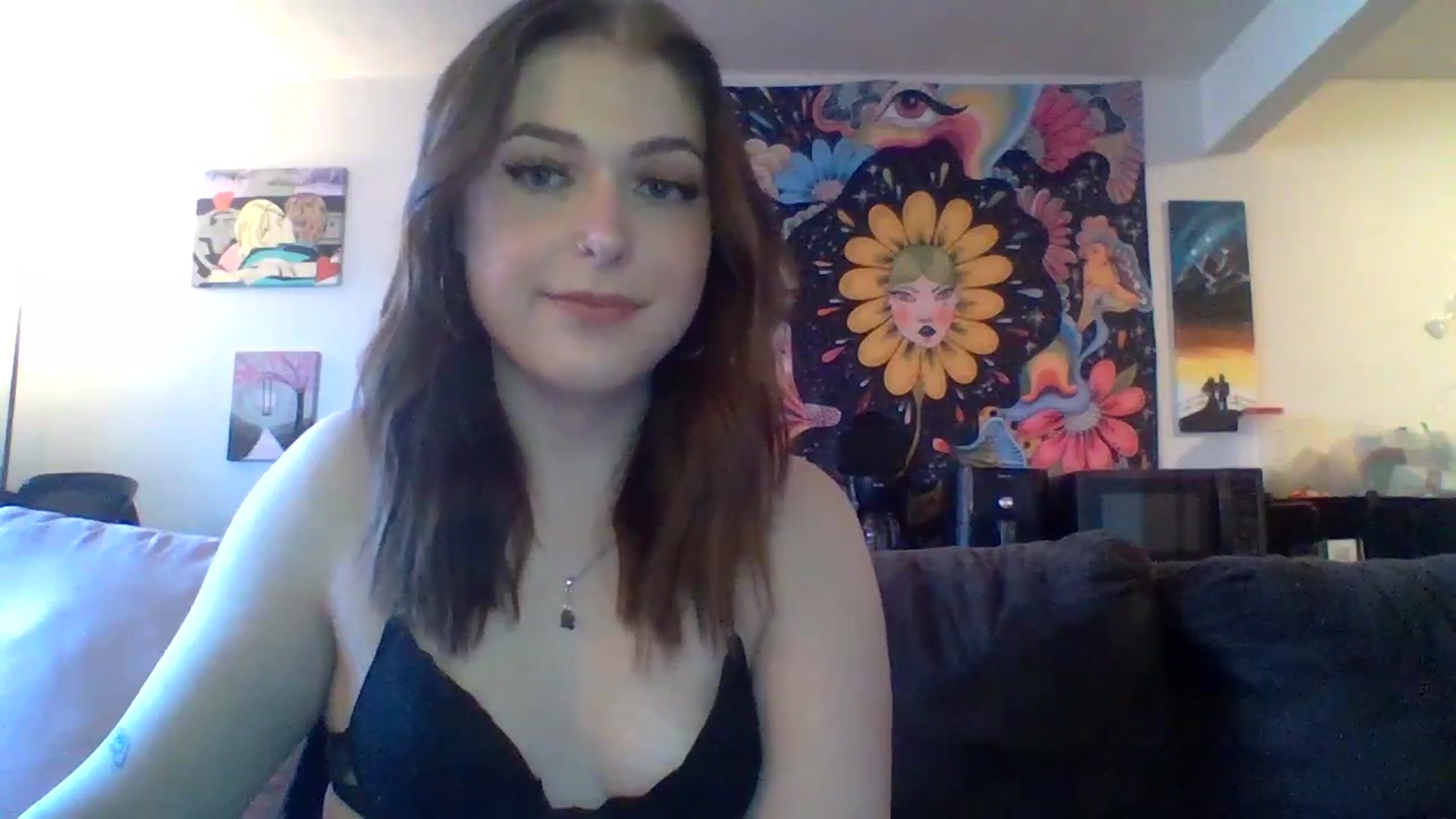 Gallery image thumbnail from AuroraLightz's myfreecams stream on, 02/05/2025, 21:00 image 10 of 20