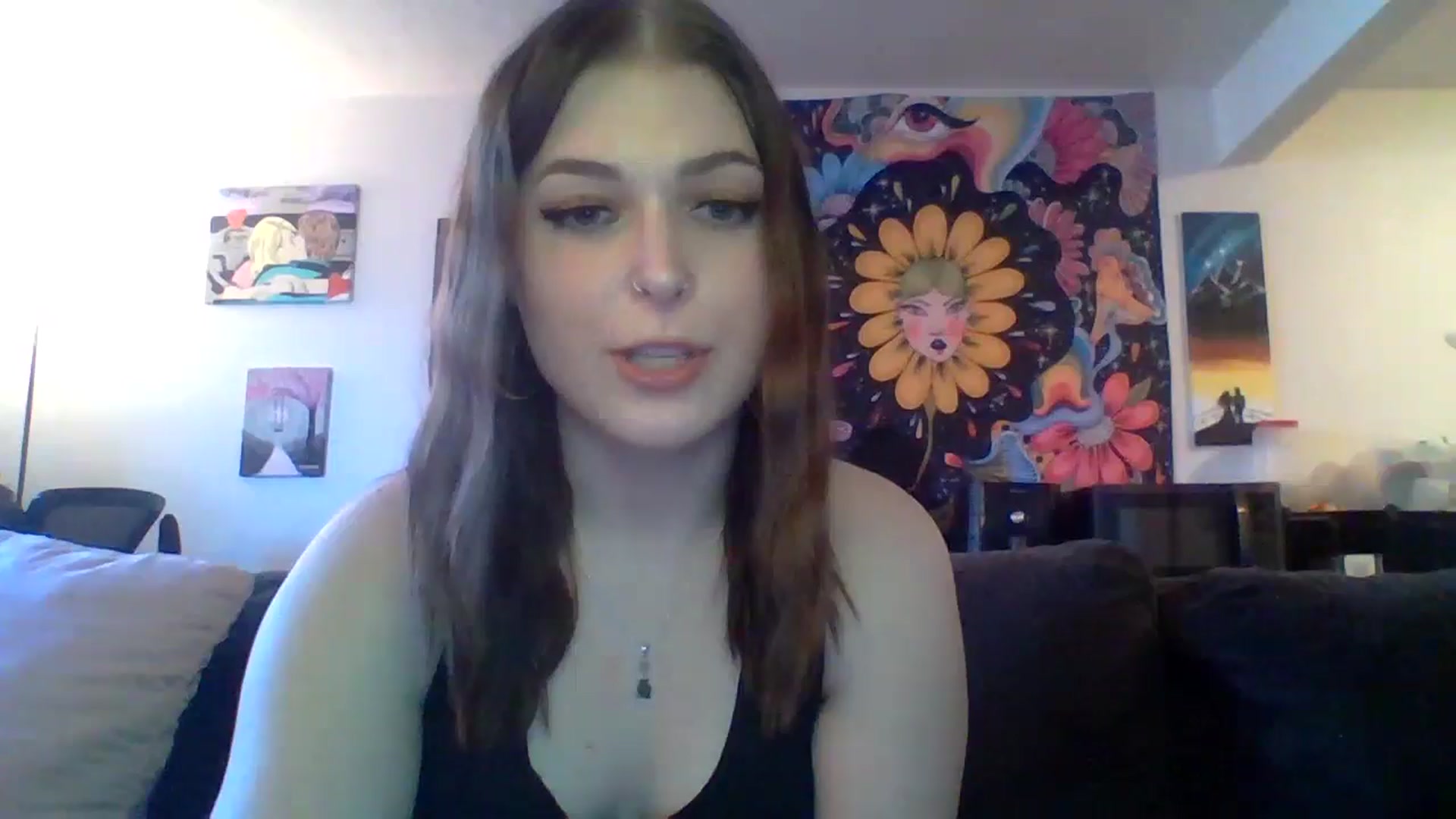 Gallery image thumbnail from AuroraLightz's myfreecams stream on, 02/06/2025, 20:11 image 9 of 20
