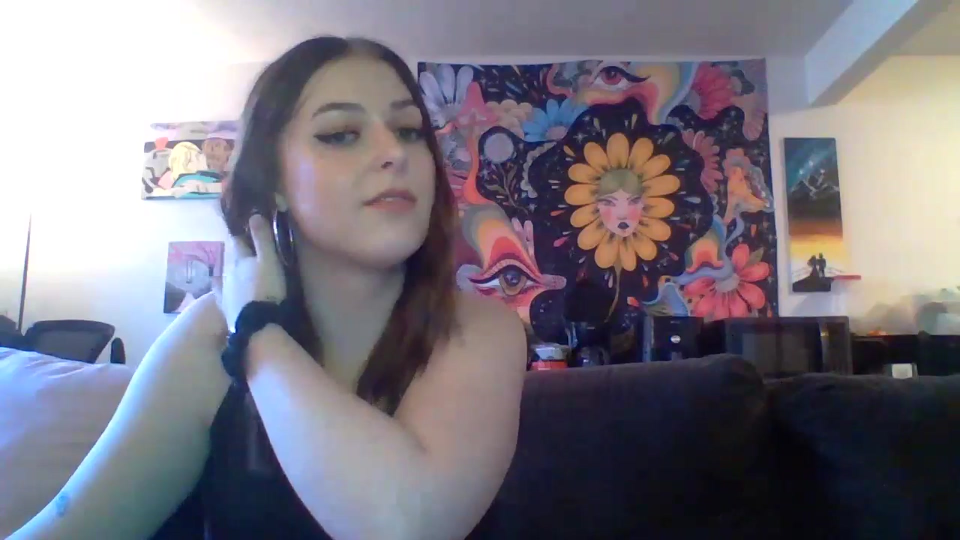 Gallery image thumbnail from AuroraLightz's myfreecams stream on, 02/06/2025, 20:11 image 13 of 20