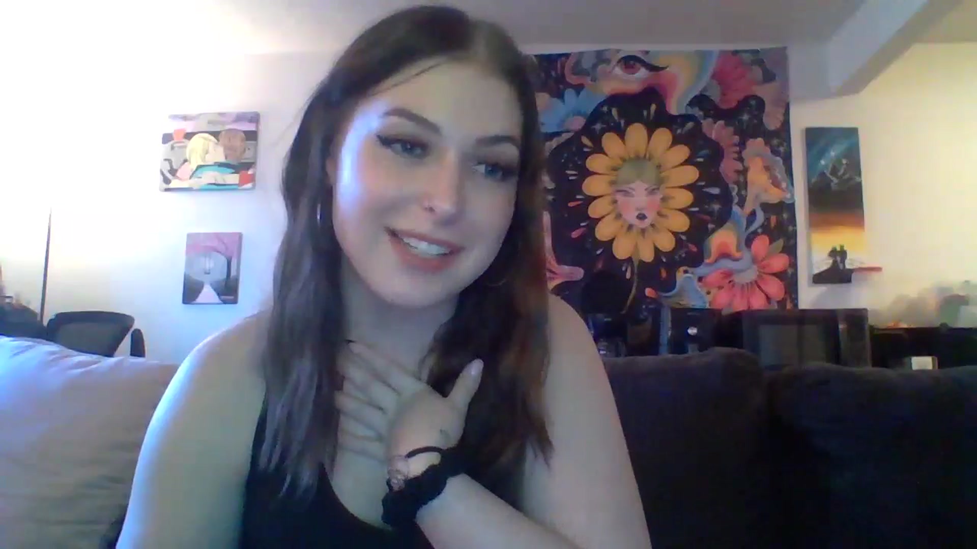 Gallery image thumbnail from AuroraLightz's myfreecams stream on, 02/06/2025, 22:57 image 12 of 20