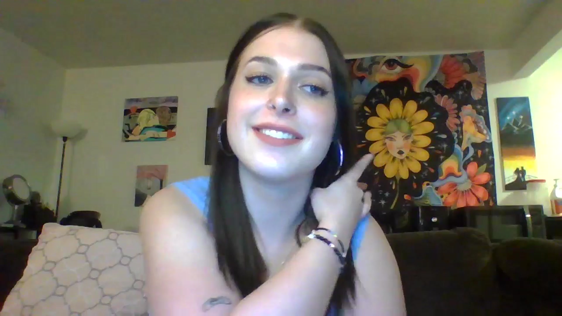 Gallery image thumbnail from AuroraLightz's myfreecams stream on, 03/06/2025, 08:08 image 6 of 20