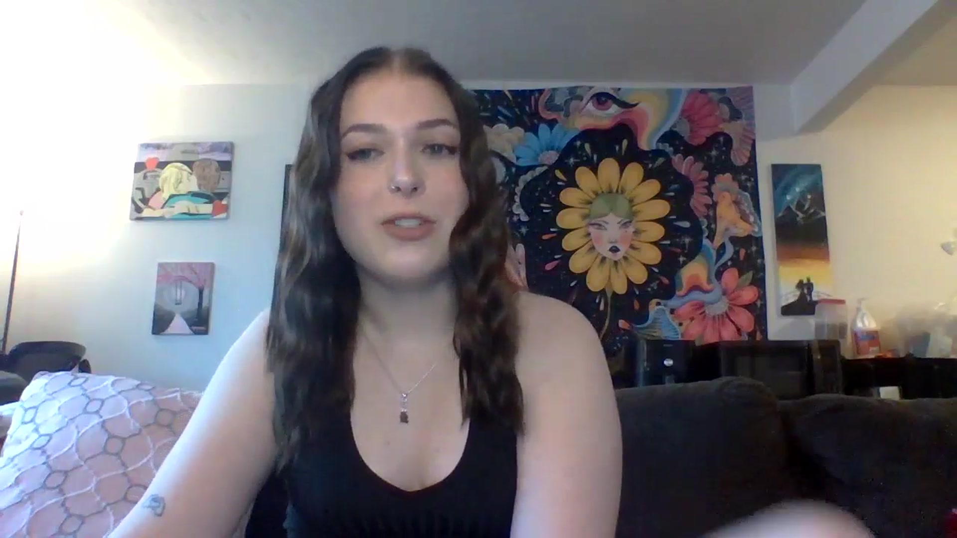 Gallery image thumbnail from AuroraLightz's myfreecams stream on, 03/13/2025, 19:10 image 3 of 20