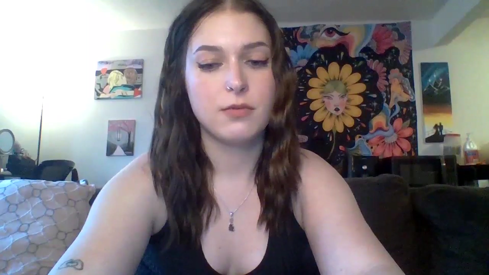 Gallery image thumbnail from AuroraLightz's myfreecams stream on, 03/13/2025, 22:37 image 17 of 20