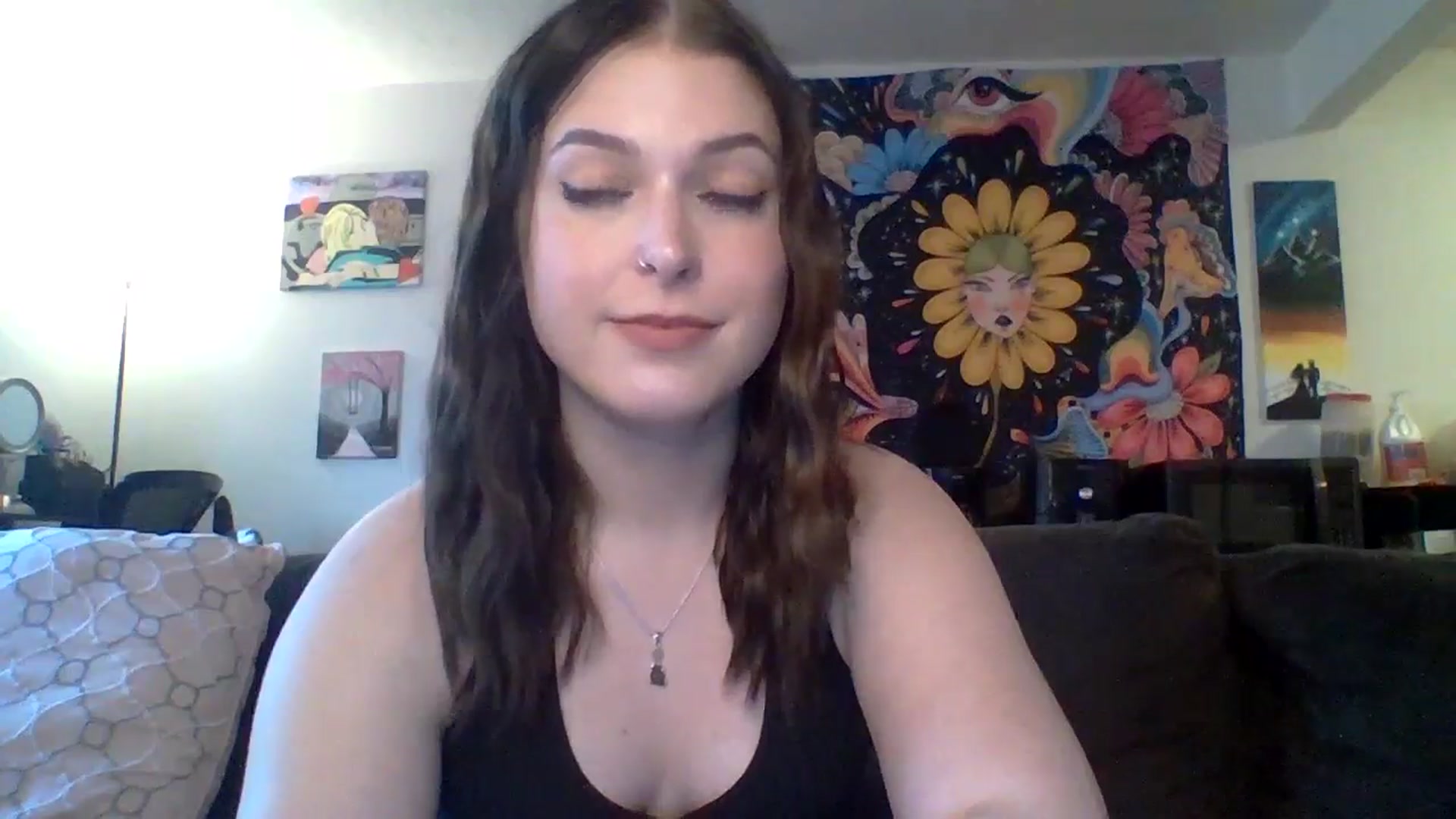 Gallery image thumbnail from AuroraLightz's myfreecams stream on, 03/13/2025, 22:37 image 18 of 20
