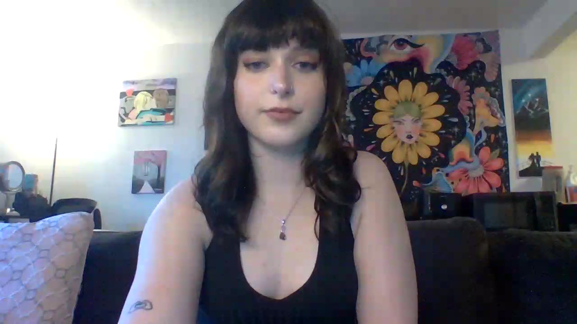 Gallery image thumbnail from AuroraLightz's myfreecams stream on, 03/26/2025, 22:20 image 15 of 20