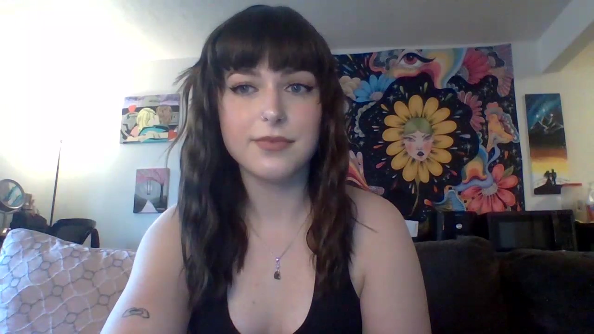 Gallery image thumbnail from AuroraLightz's myfreecams stream on, 04/01/2025, 17:18 image 19 of 20