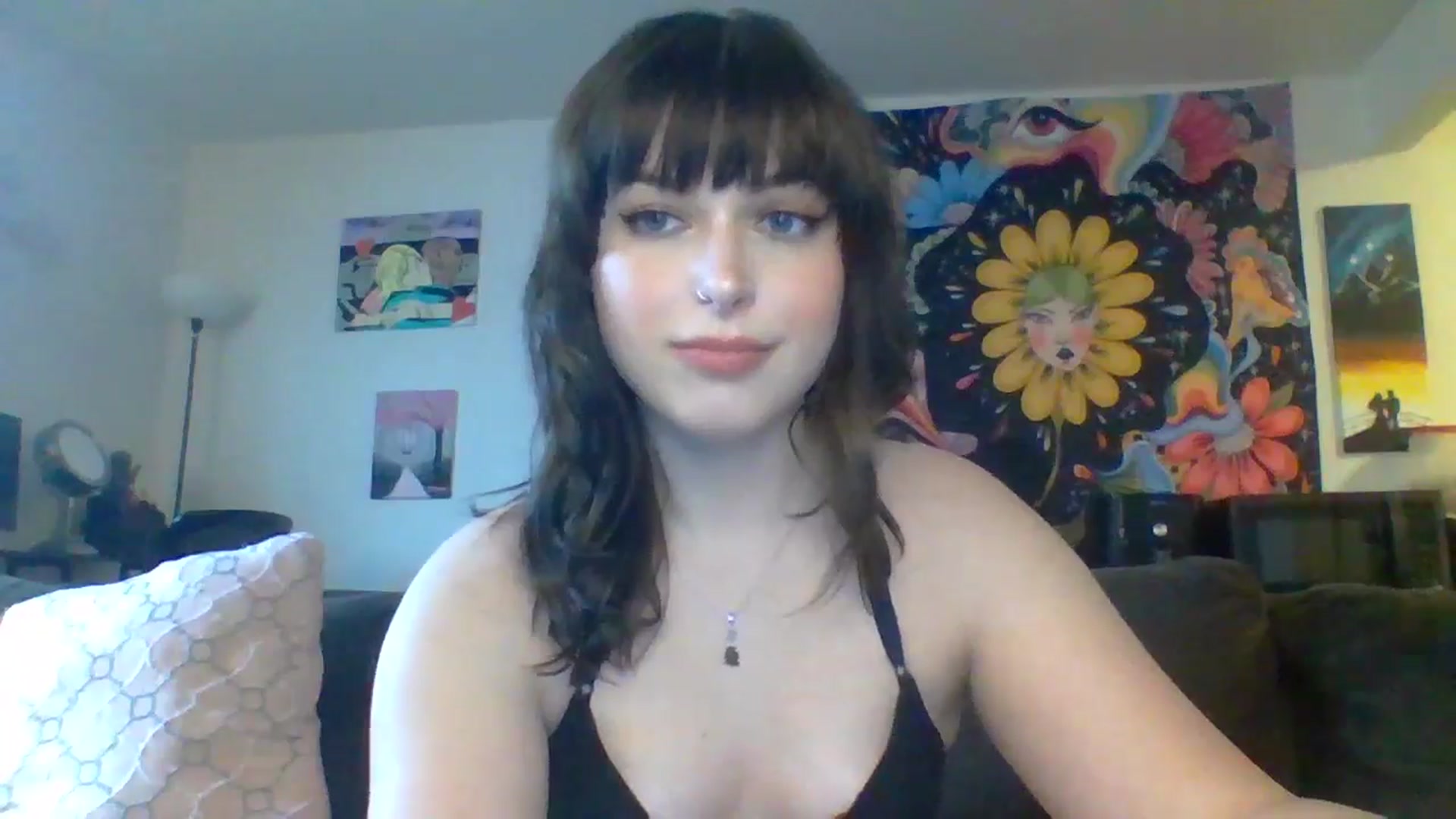 Gallery image thumbnail from AuroraLightz's myfreecams stream on, 04/03/2025, 23:11 image 16 of 20