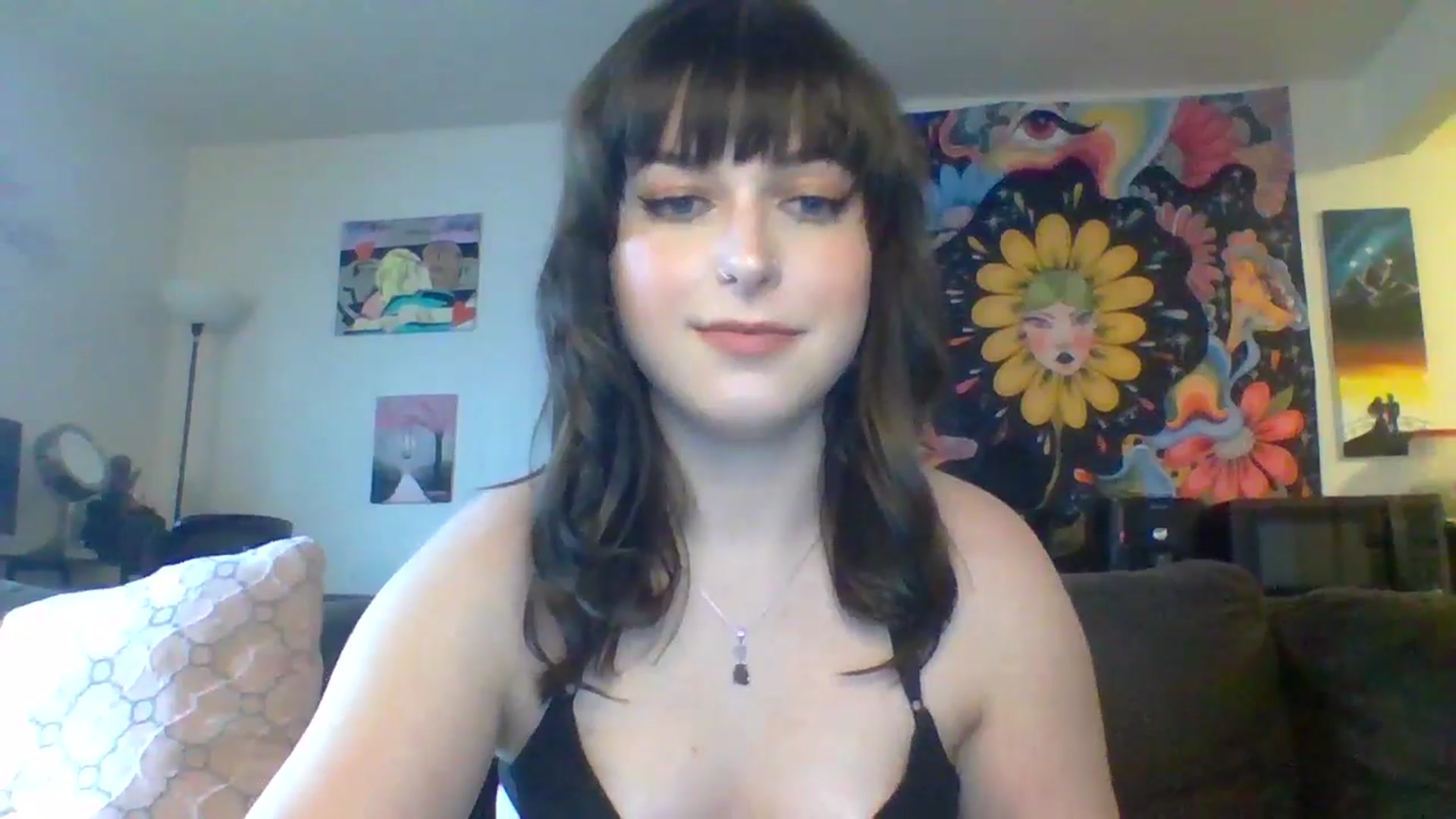 Gallery image thumbnail from AuroraLightz's myfreecams stream on, 04/03/2025, 23:11 image 19 of 20