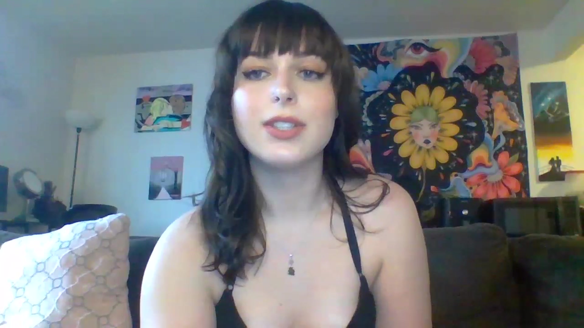 Gallery image thumbnail from AuroraLightz's myfreecams stream on, 04/03/2025, 23:11 image 18 of 20