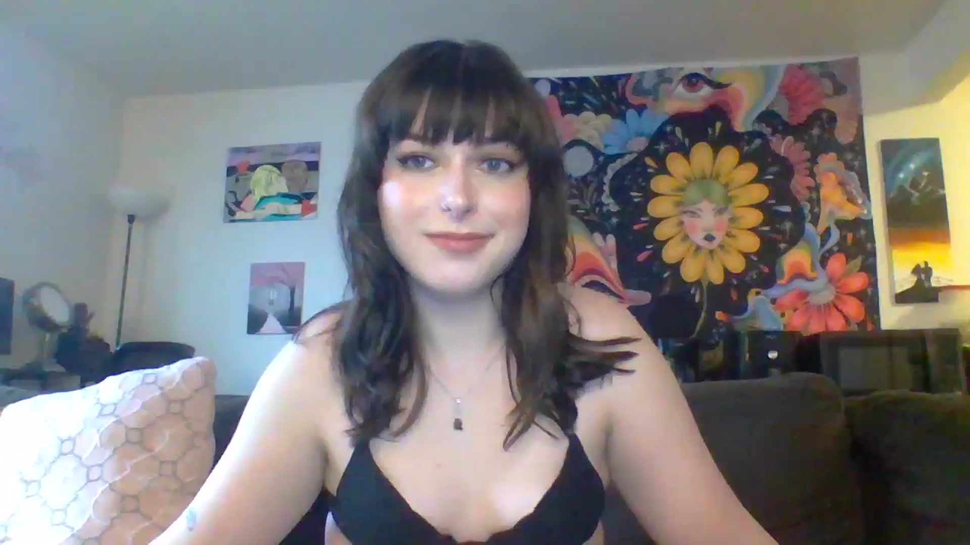 Gallery image thumbnail from AuroraLightz's myfreecams stream on, 04/03/2025, 23:11 image 14 of 20