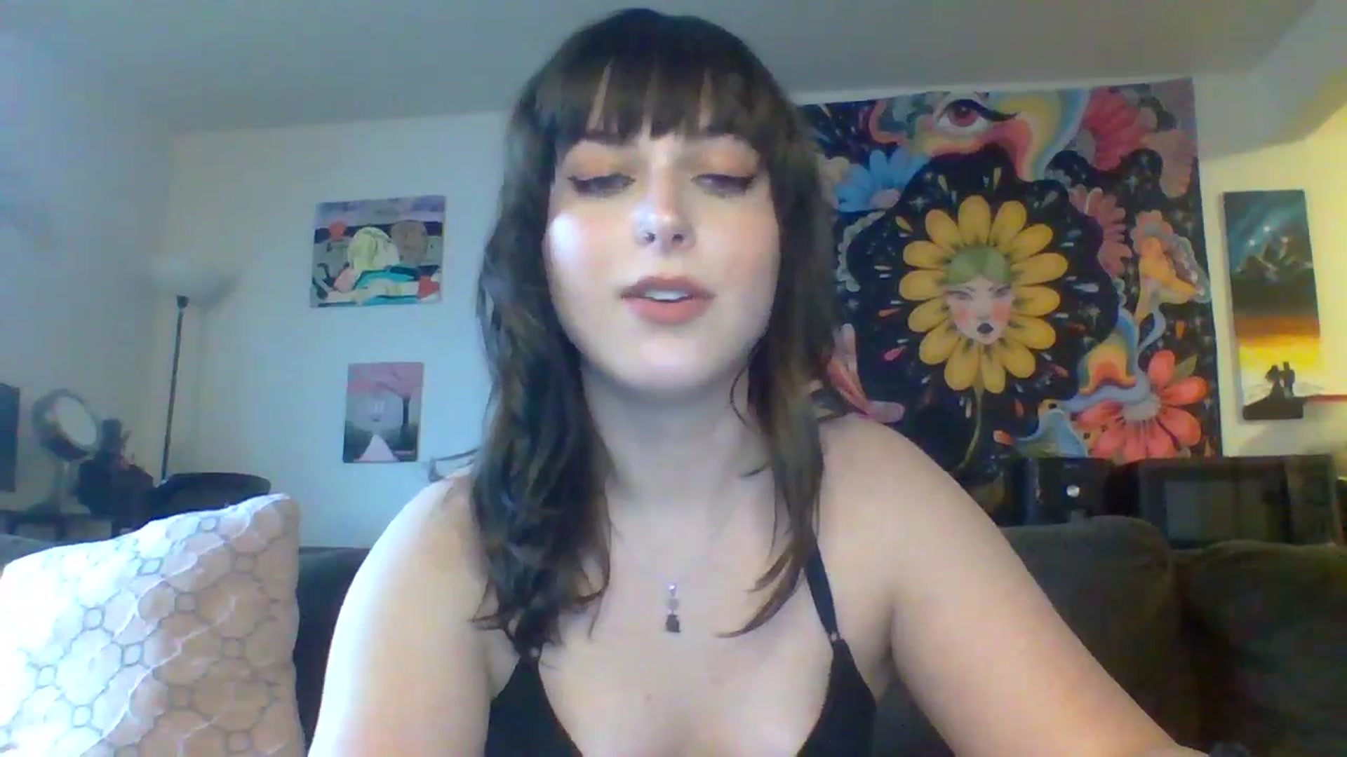 Gallery image thumbnail from AuroraLightz's myfreecams stream on, 04/03/2025, 23:11 image 17 of 20