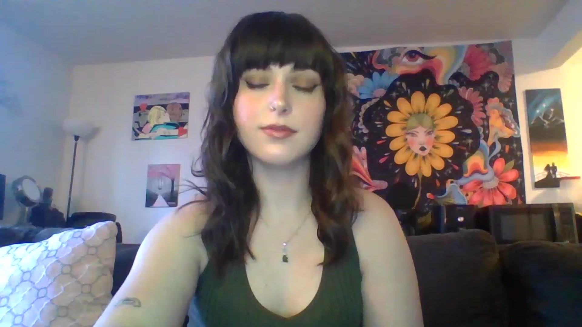 Gallery image thumbnail from AuroraLightz's myfreecams stream on, 04/06/2025, 16:41 image 16 of 20