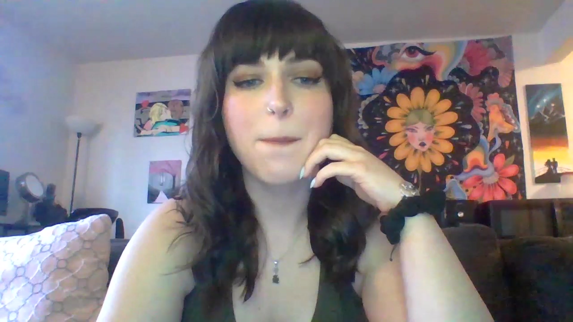 Gallery image thumbnail from AuroraLightz's myfreecams stream on, 04/06/2025, 17:53 image 17 of 20