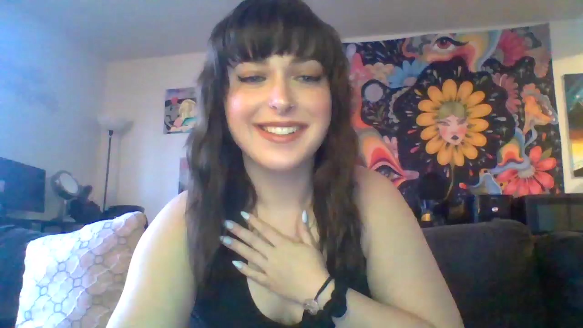 Gallery image thumbnail from AuroraLightz's myfreecams stream on, 04/07/2025, 17:13 image 7 of 20