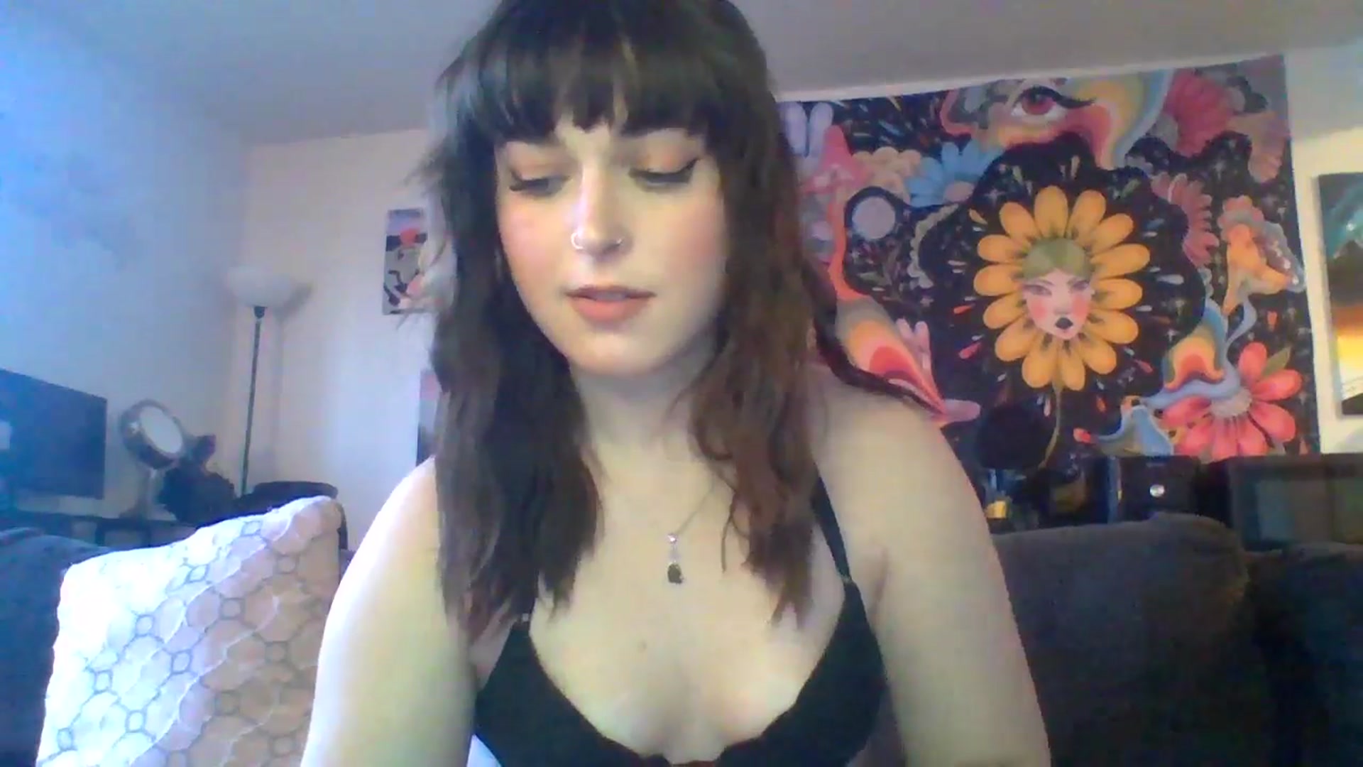 Gallery image thumbnail from AuroraLightz's myfreecams stream on, 04/07/2025, 17:13 image 14 of 20