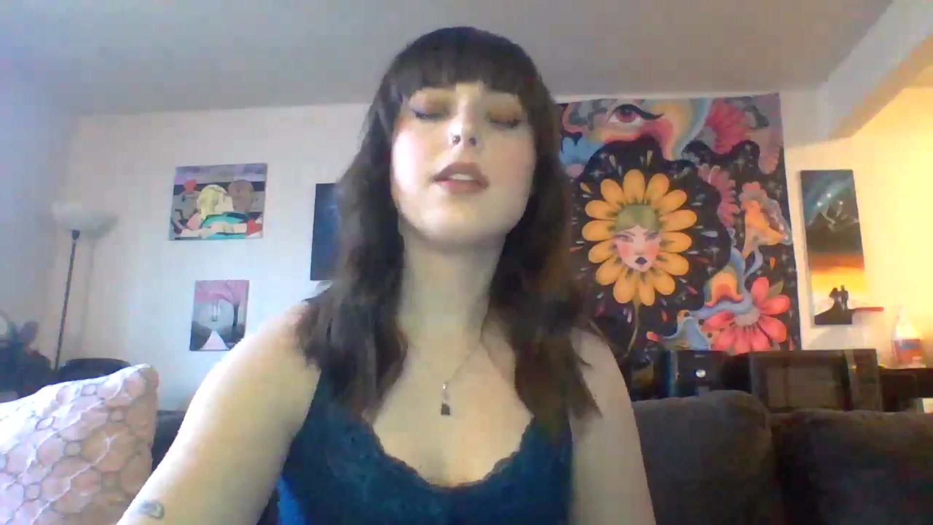 Gallery image thumbnail from AuroraLightz's myfreecams stream on, 04/09/2025, 17:45 image 11 of 20