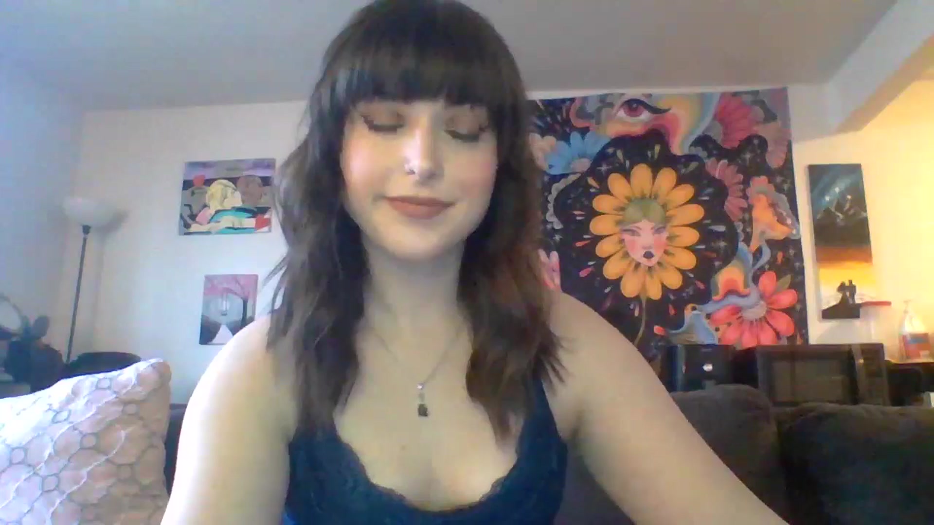 Gallery image thumbnail from AuroraLightz's myfreecams stream on, 04/09/2025, 18:37 image 7 of 20