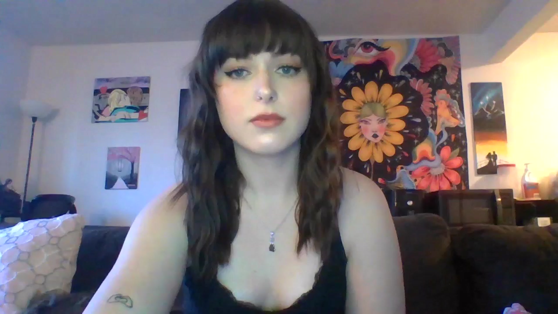 Gallery image thumbnail from AuroraLightz's myfreecams stream on, 04/10/2025, 15:27 image 4 of 20