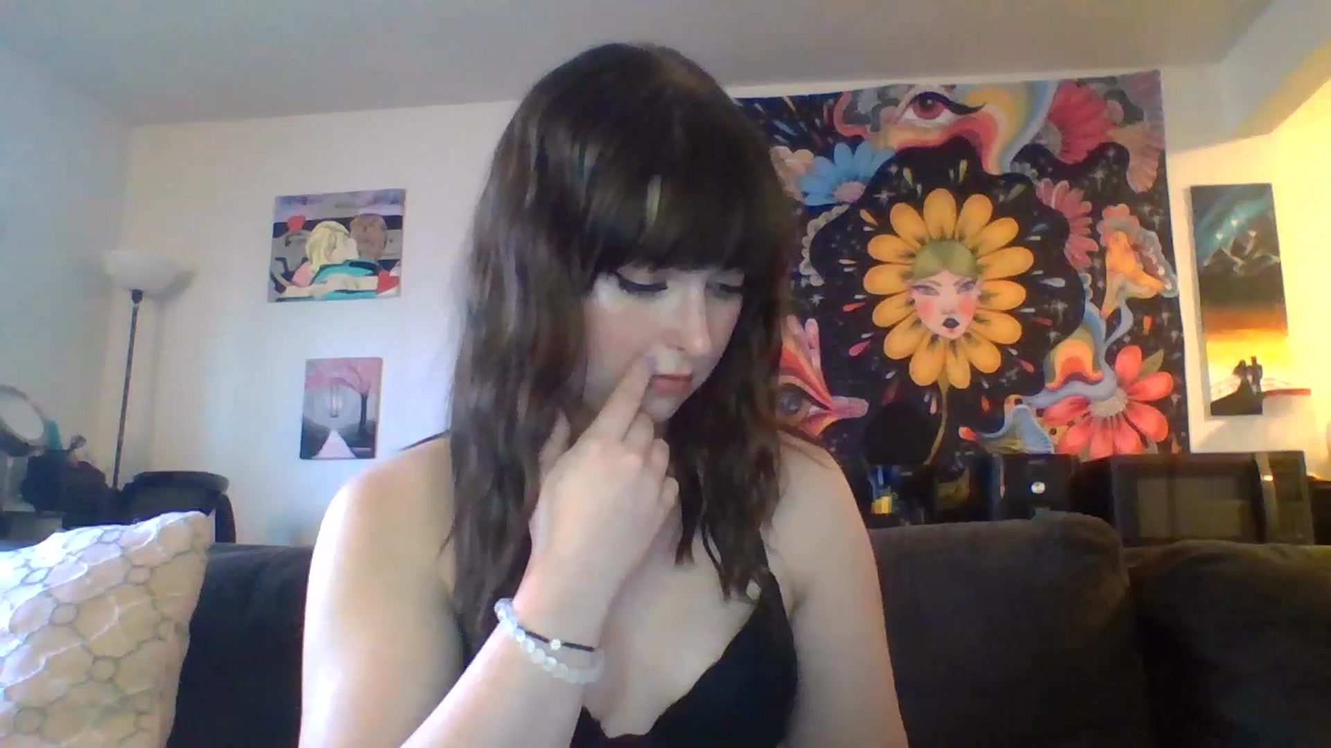 Gallery image thumbnail from AuroraLightz's myfreecams stream on, 04/10/2025, 18:19 image 8 of 20