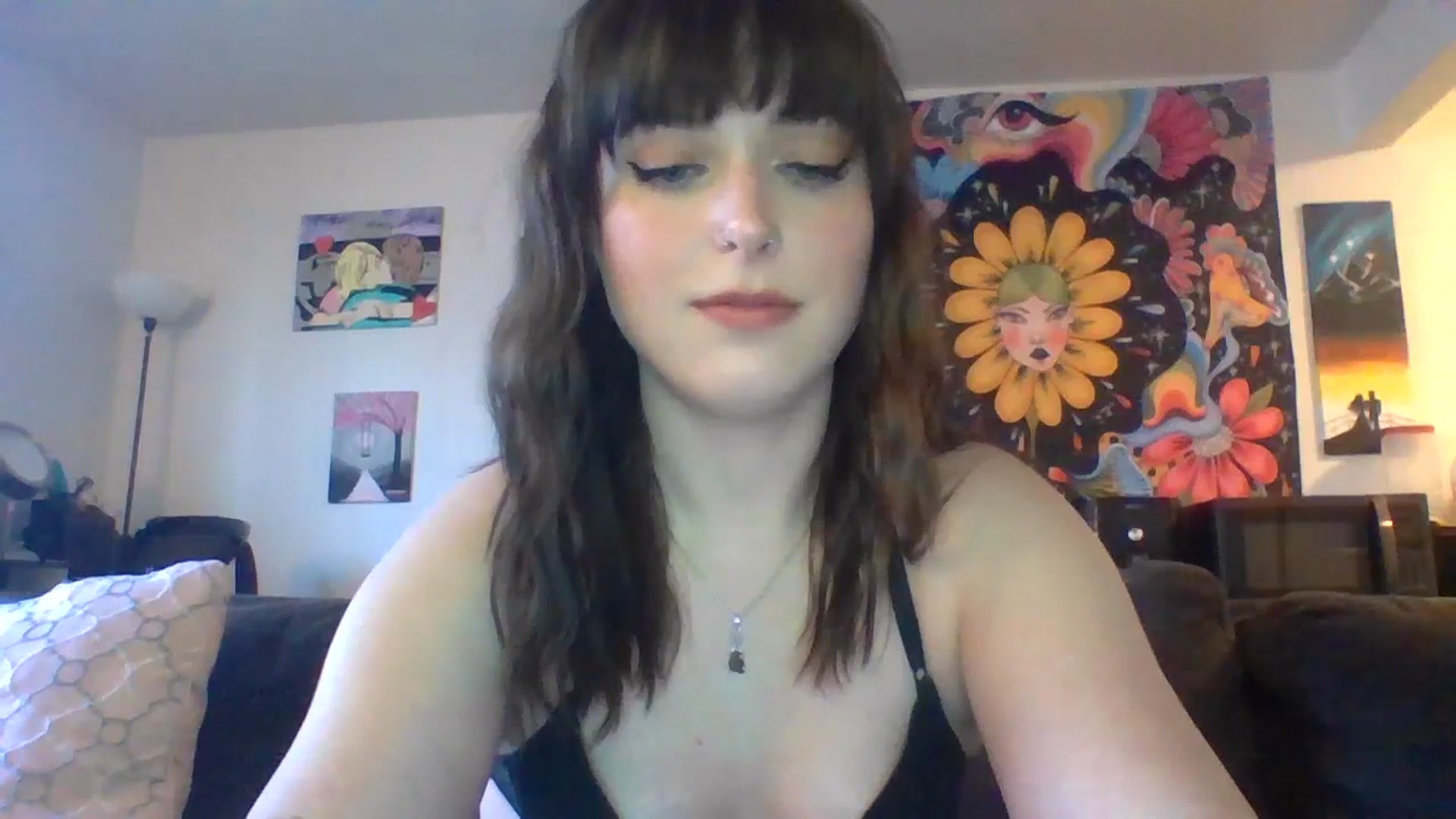 Gallery image thumbnail from AuroraLightz's myfreecams stream on, 04/10/2025, 18:19 image 11 of 20