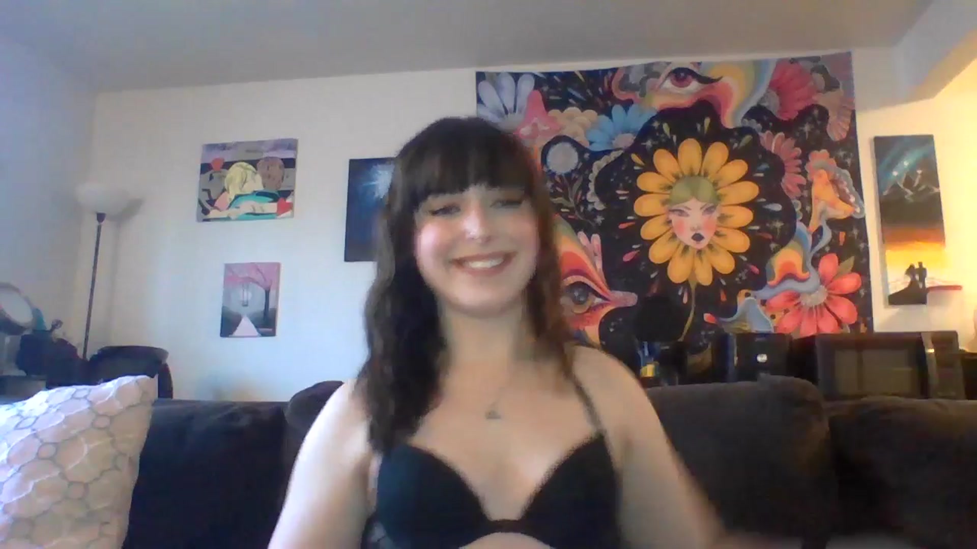 Gallery image thumbnail from AuroraLightz's myfreecams stream on, 04/10/2025, 18:40 image 6 of 20