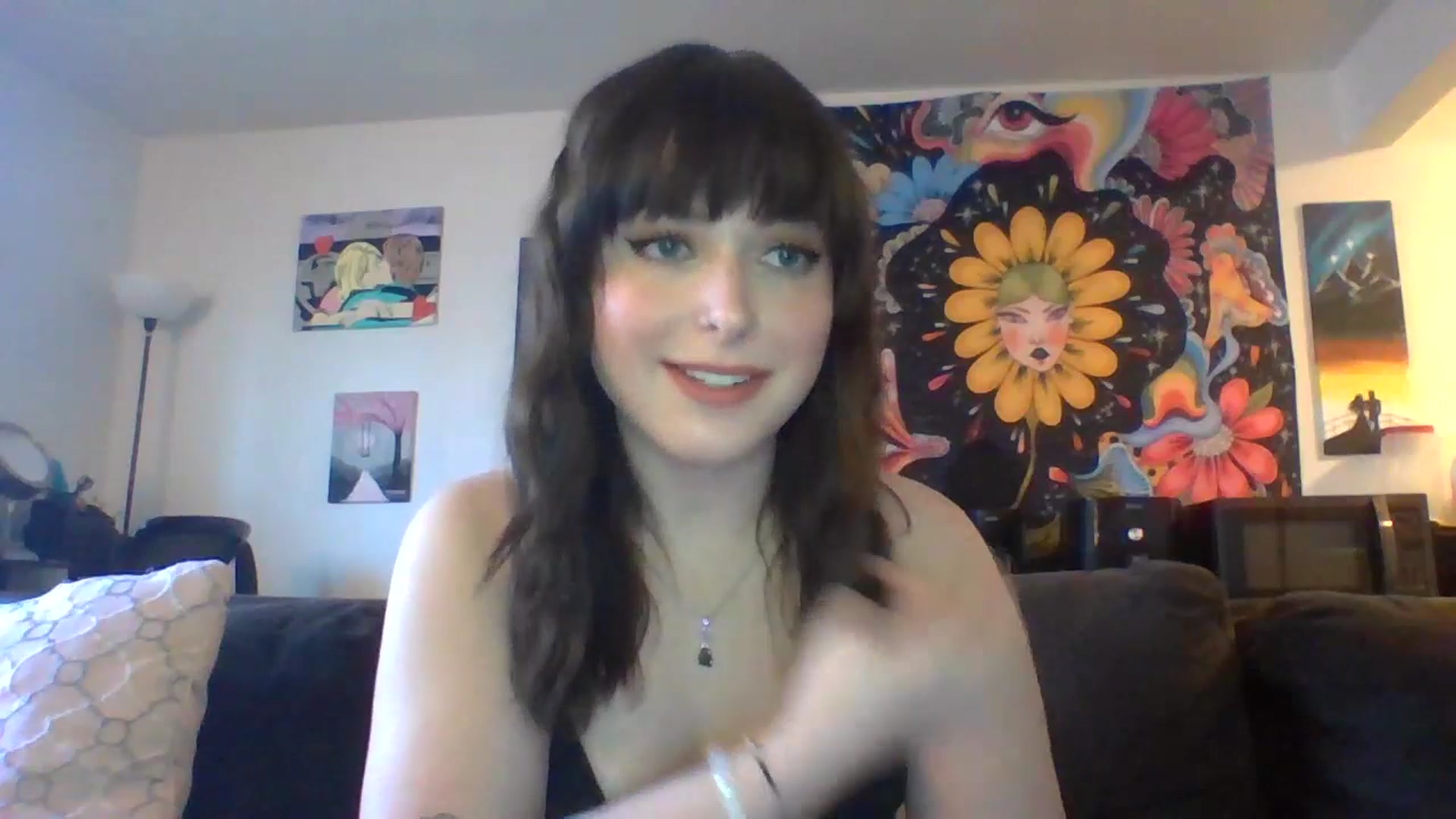 Gallery image thumbnail from AuroraLightz's myfreecams stream on, 04/10/2025, 18:40 image 20 of 20