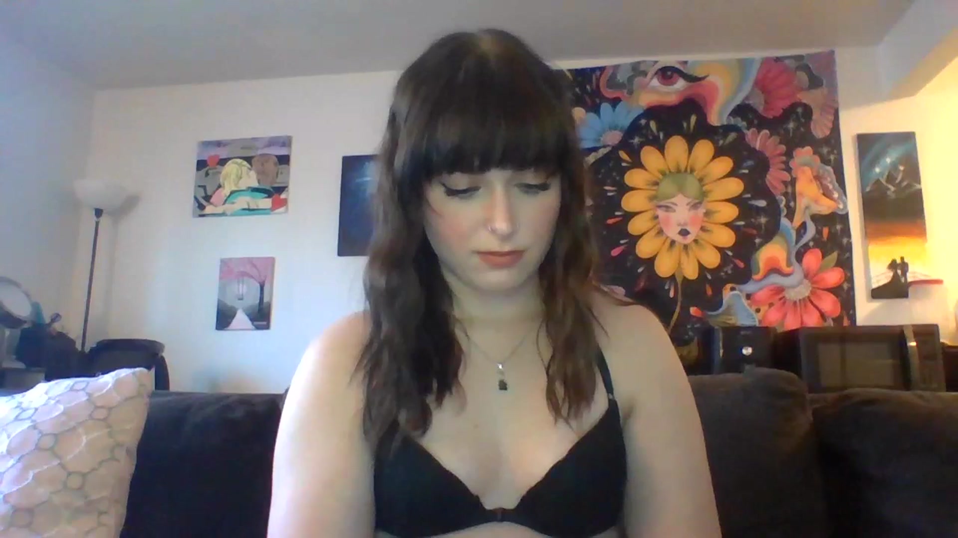 Gallery image thumbnail from AuroraLightz's myfreecams stream on, 04/10/2025, 18:40 image 19 of 20