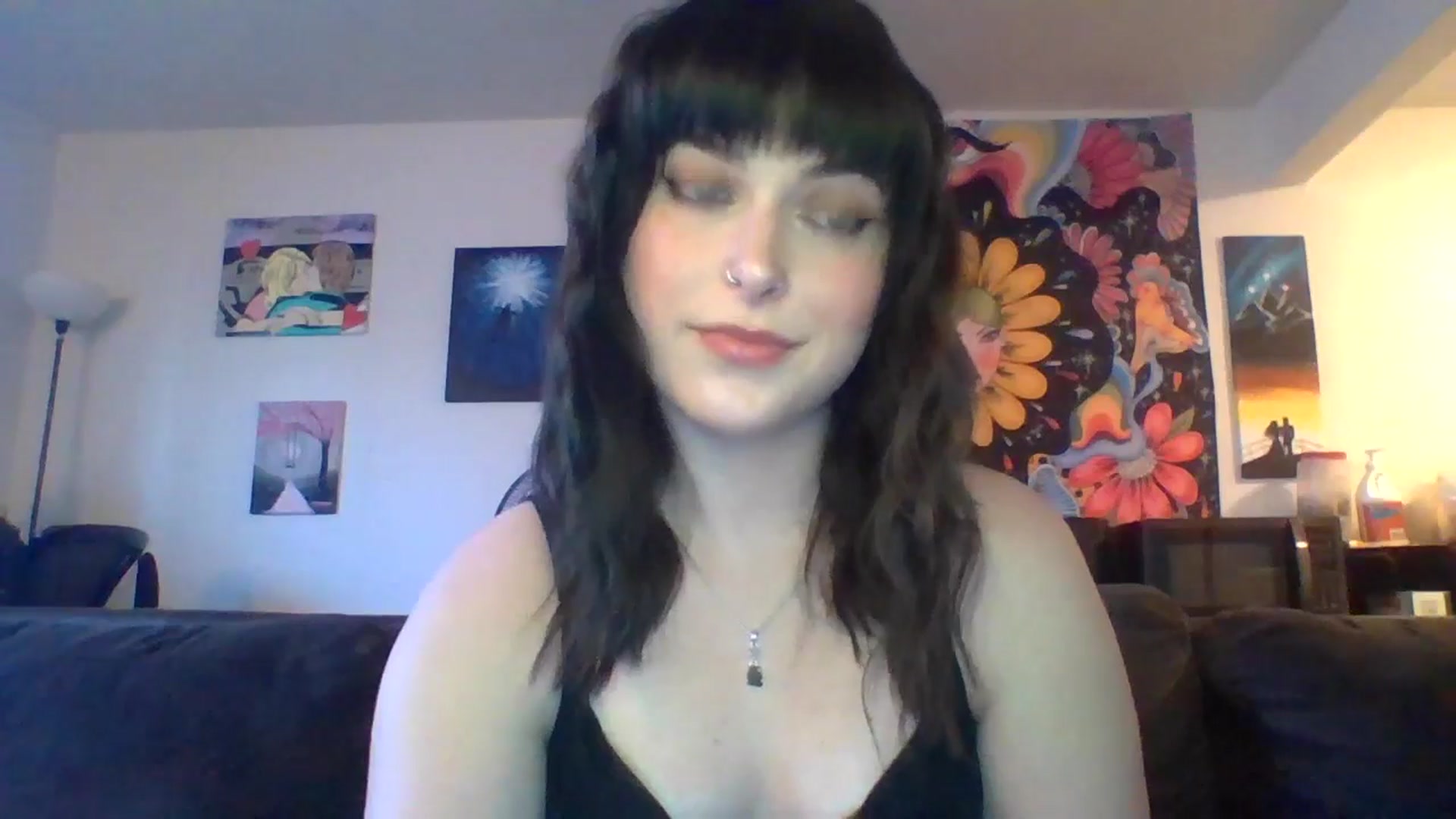 Gallery image thumbnail from AuroraLightz's myfreecams stream on, 04/17/2025, 17:07 image 15 of 20