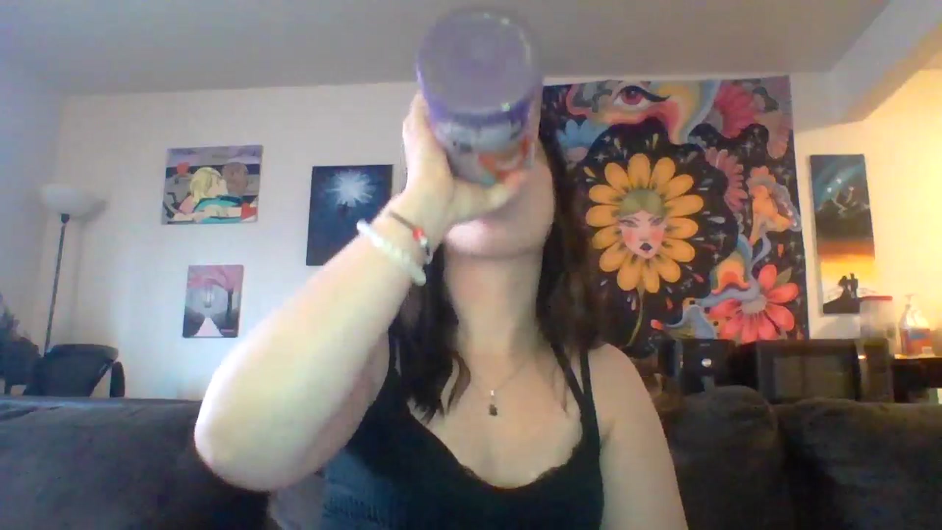 Gallery image thumbnail from AuroraLightz's myfreecams stream on, 04/17/2025, 20:51 image 6 of 20