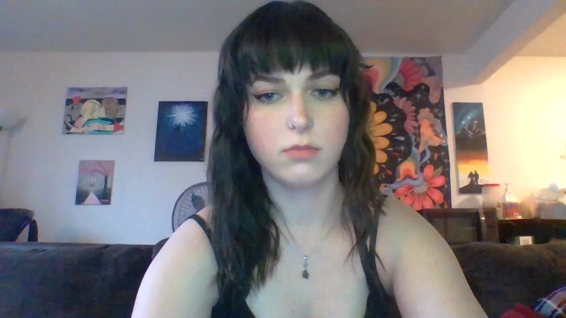 Gallery image thumbnail from AuroraLightz's myfreecams stream on, 04/18/2025, 22:24 image 15 of 20