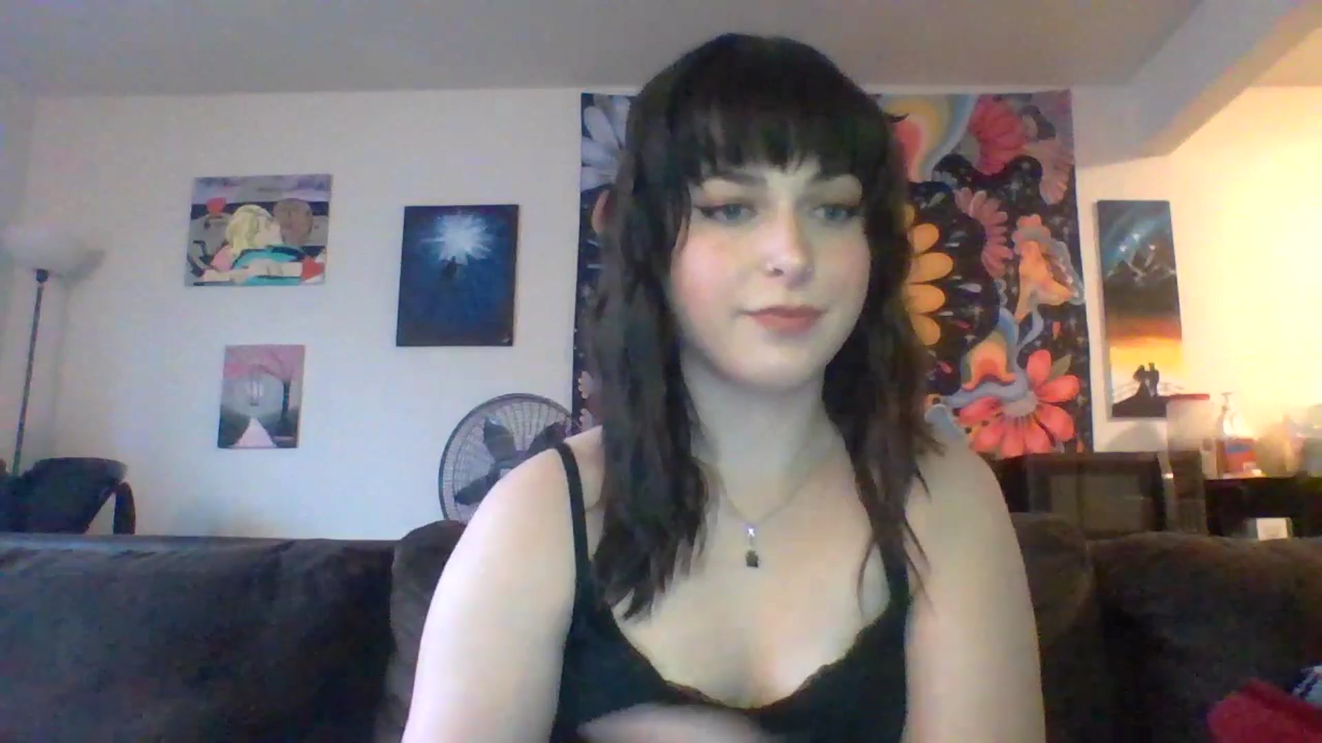Gallery image thumbnail from AuroraLightz's myfreecams stream on, 04/18/2025, 22:24 image 20 of 20