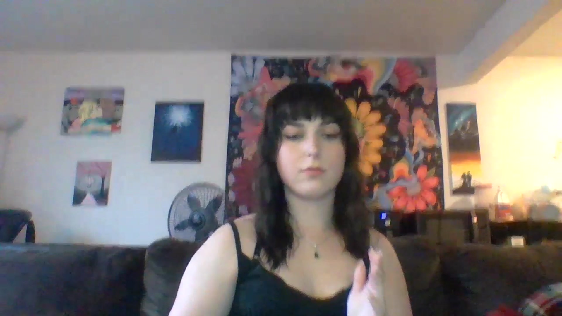Gallery image thumbnail from AuroraLightz's myfreecams stream on, 04/18/2025, 22:24 image 13 of 20