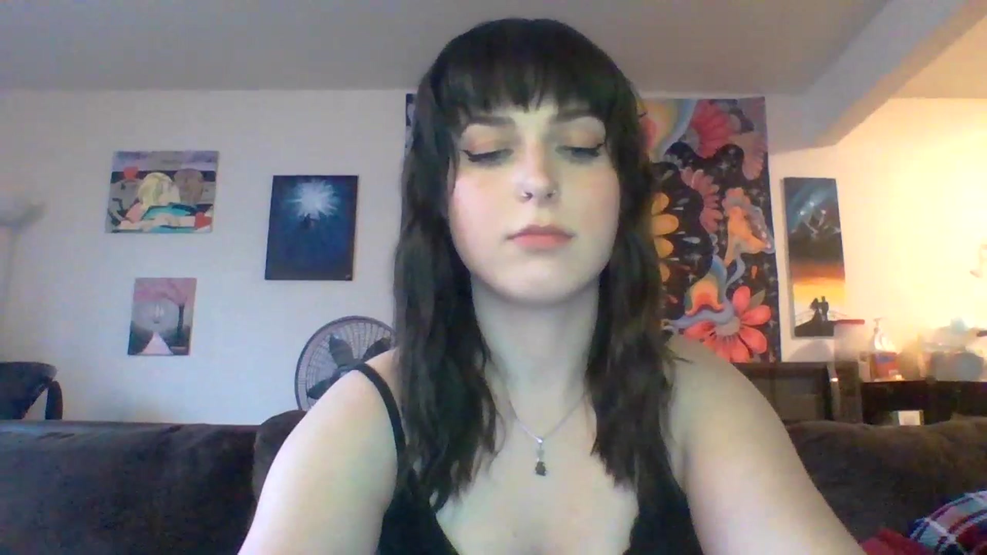 Gallery image thumbnail from AuroraLightz's myfreecams stream on, 04/18/2025, 22:24 image 11 of 20