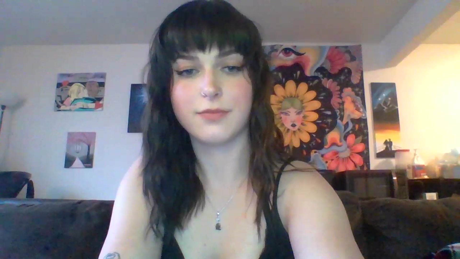Gallery image thumbnail from AuroraLightz's myfreecams stream on, 04/18/2025, 23:21 image 17 of 20
