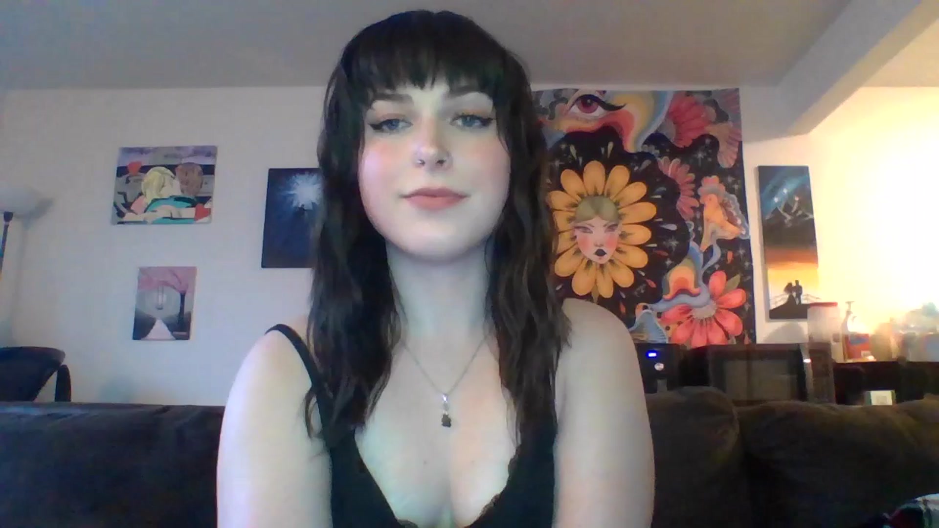 Gallery image thumbnail from AuroraLightz's myfreecams stream on, 04/18/2025, 23:21 image 6 of 20