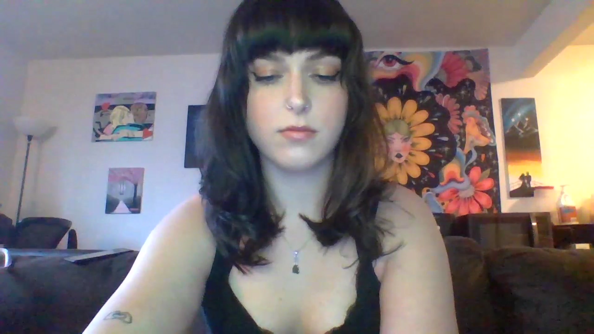 Gallery image thumbnail from AuroraLightz's myfreecams stream on, 04/19/2025, 15:02 image 18 of 20