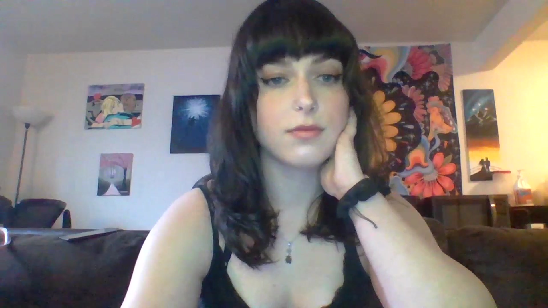 Gallery image thumbnail from AuroraLightz's myfreecams stream on, 04/19/2025, 15:02 image 9 of 20