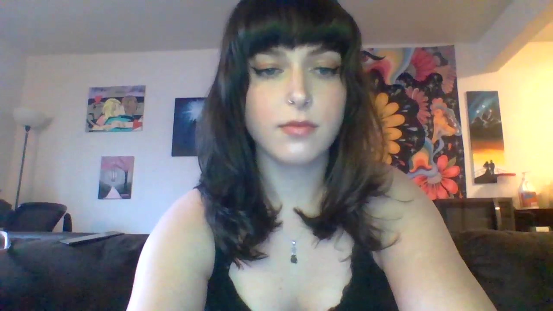 Gallery image thumbnail from AuroraLightz's myfreecams stream on, 04/19/2025, 15:02 image 16 of 20